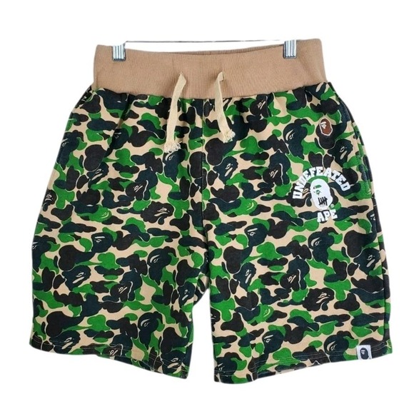 Bathing Ape Undefeated Camo Shorts Mens M 26-32 x8 Elastic Waist Green Beige - Picture 11 of 12